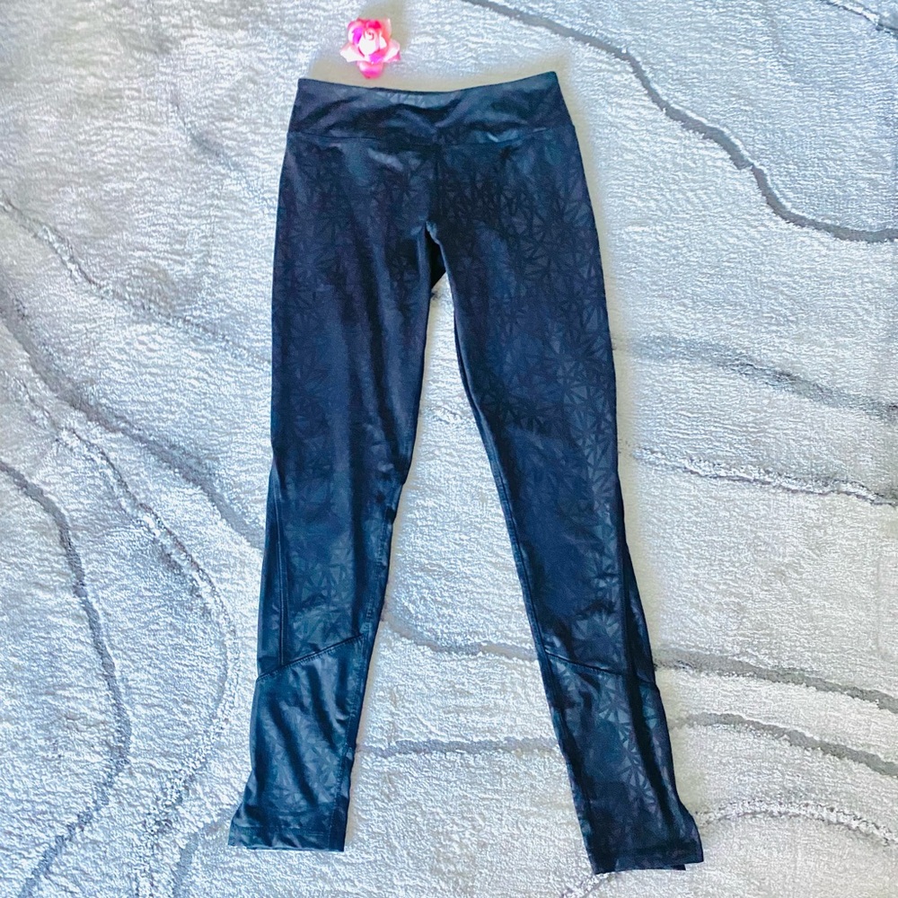 💕Pretty Black Sports Leggings SZ M